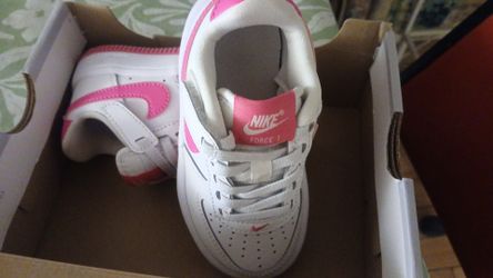 Nike tenis shoes