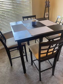 4 chair dining table