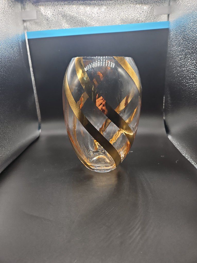 Gold Ribbon Vase