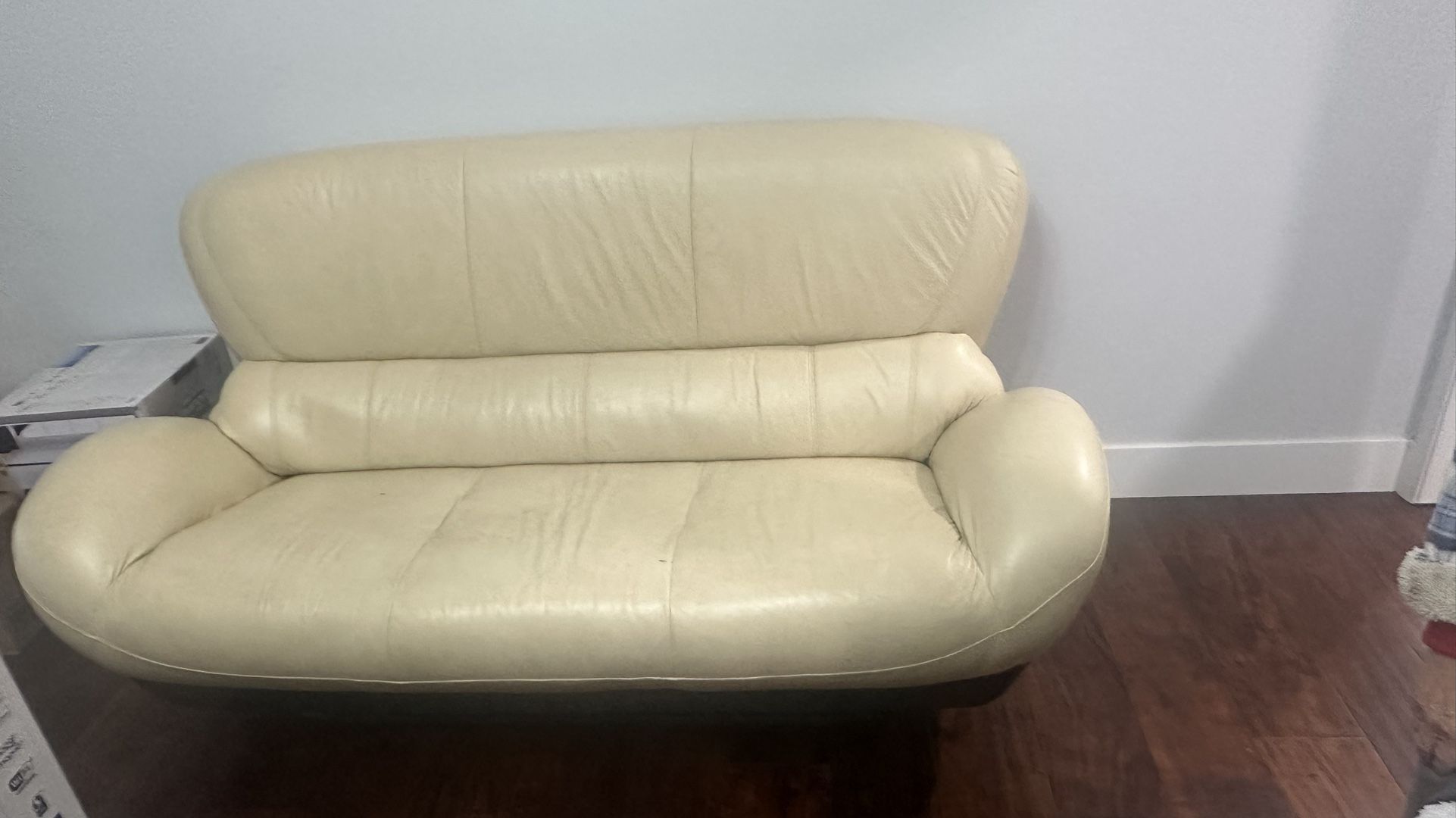 White Sofa (Pickup Only)