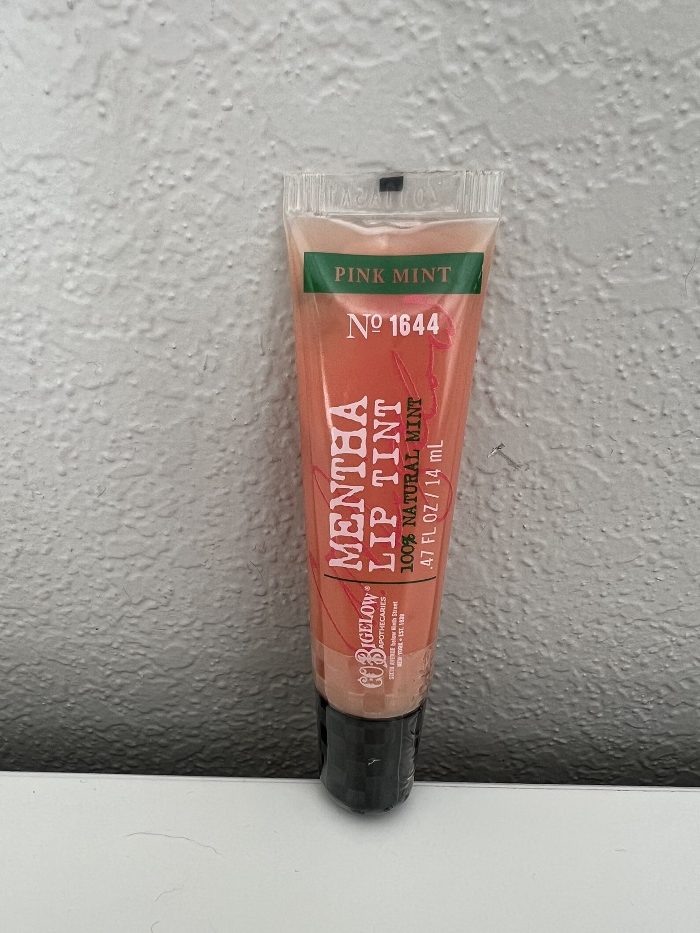 New- Bath & Body Works Mentha Lip Tint/ Color No. 1644 Pink Mint