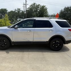2013 Ford Explorer