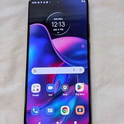 EXCELLENT CONDITION FACTORY UNLOCKED MOTOROLA EDGE 5G 256GB 5G CELL PHONE