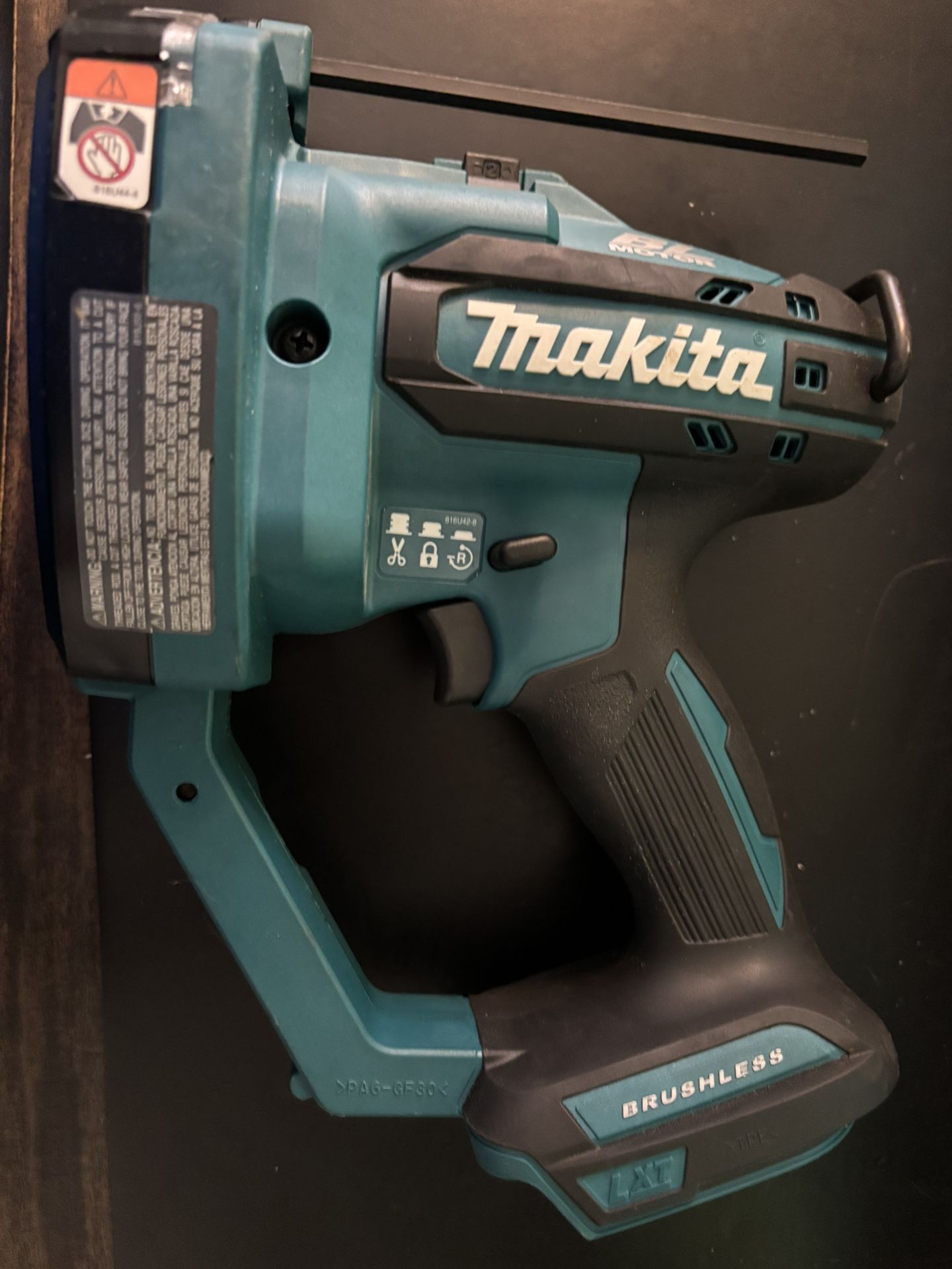 Makita XCS03 18V LXT Lithium-Ion Brushless Cordless Threaded Rod Cutter (Tool Only