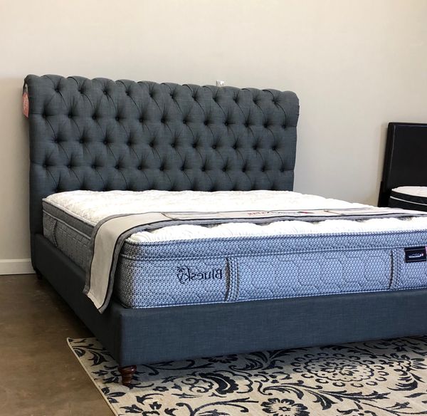 Coventry Tufted Queen Bed Frame Furniture In Dallas Tx Offerup
