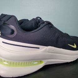 NEW - Nike Air Zoom Upturn SC - Size 13 Men's