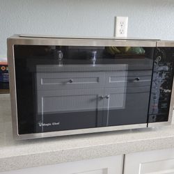 Magic Chef Microwave 