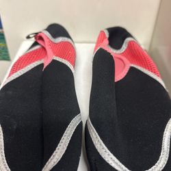 Women’s Water Shoes M 7-8