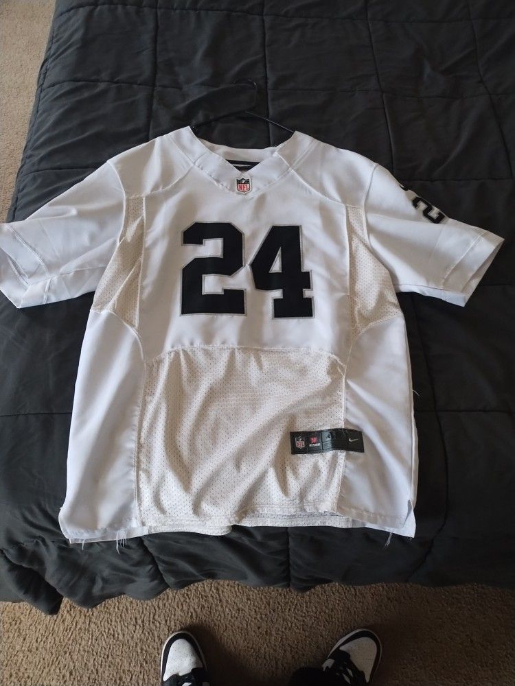 Marshawn Lynch Raiders Jersey Size 48