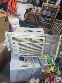 Window air conditioner