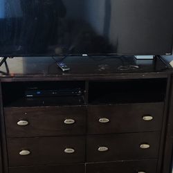 TV Stand With Drawers