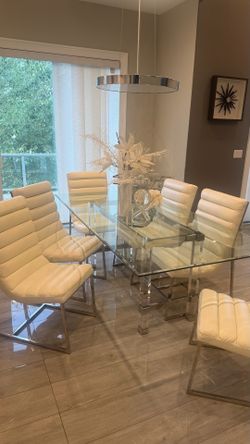 Dining table with six chair and two barstool