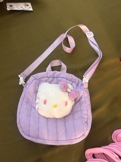 Hello kitty purse