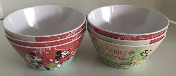 New ! Christmas bowls-Disney's Mickey & Minnie Mouse/Donald Duck/ Goofy/ Pluto. 6 pcs - $15 Ea or $80 for all