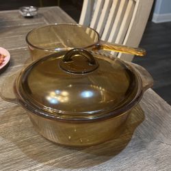 amber pot