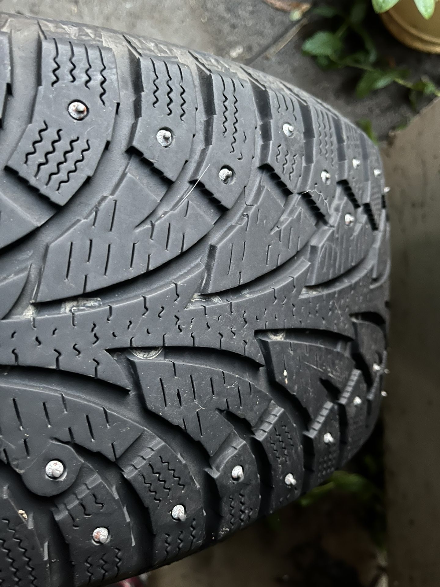 4 Winter Studded Tires Hankook Great Shape! for Sale in Vancouver