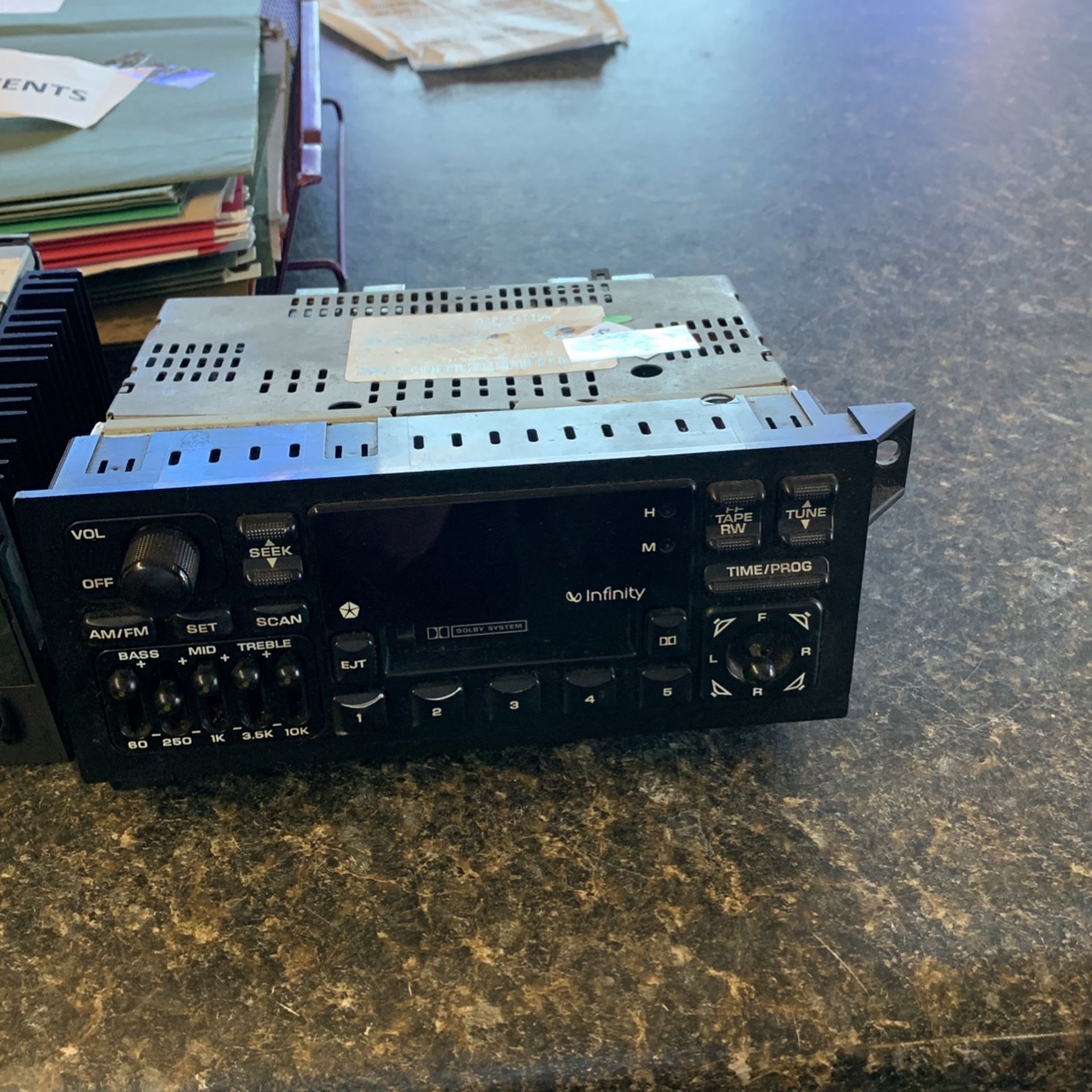 Car Stereo Console With CASSETTES PLAYER