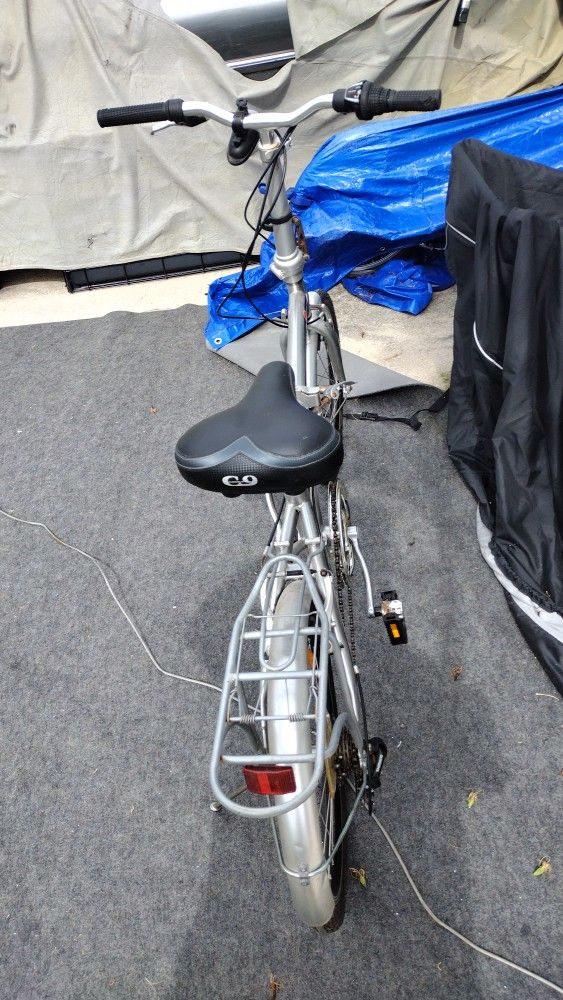 Six Speed Foldable Bike With Case