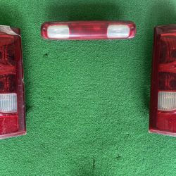 CHEVY SILVERADO TAILIGHTS