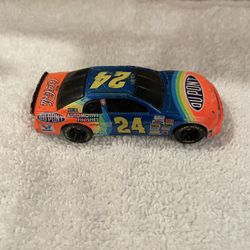 Keg Gordon 1/18 Scale 1995 NASCAR Champion #24 DuPont Montecarlo 