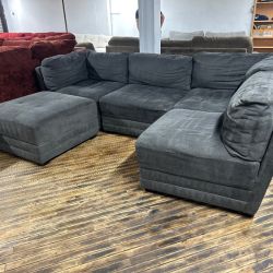 Delivery Available Thomasville gray 5pc sectional sofa couch