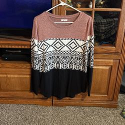 Women’s Medium Sweater 