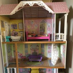 Barbie Dollhouse playset