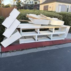 FREE FULL SIZE BED FRAME