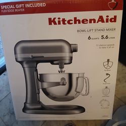 Never Used Kitchen Aid 