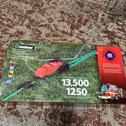 Melnor Lawn Rescue Traveling Sprinkler.  Super Large Coverage Area.  13500 sq ft