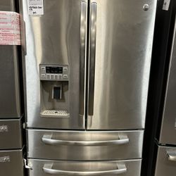 4 Door French Door Refrigerator