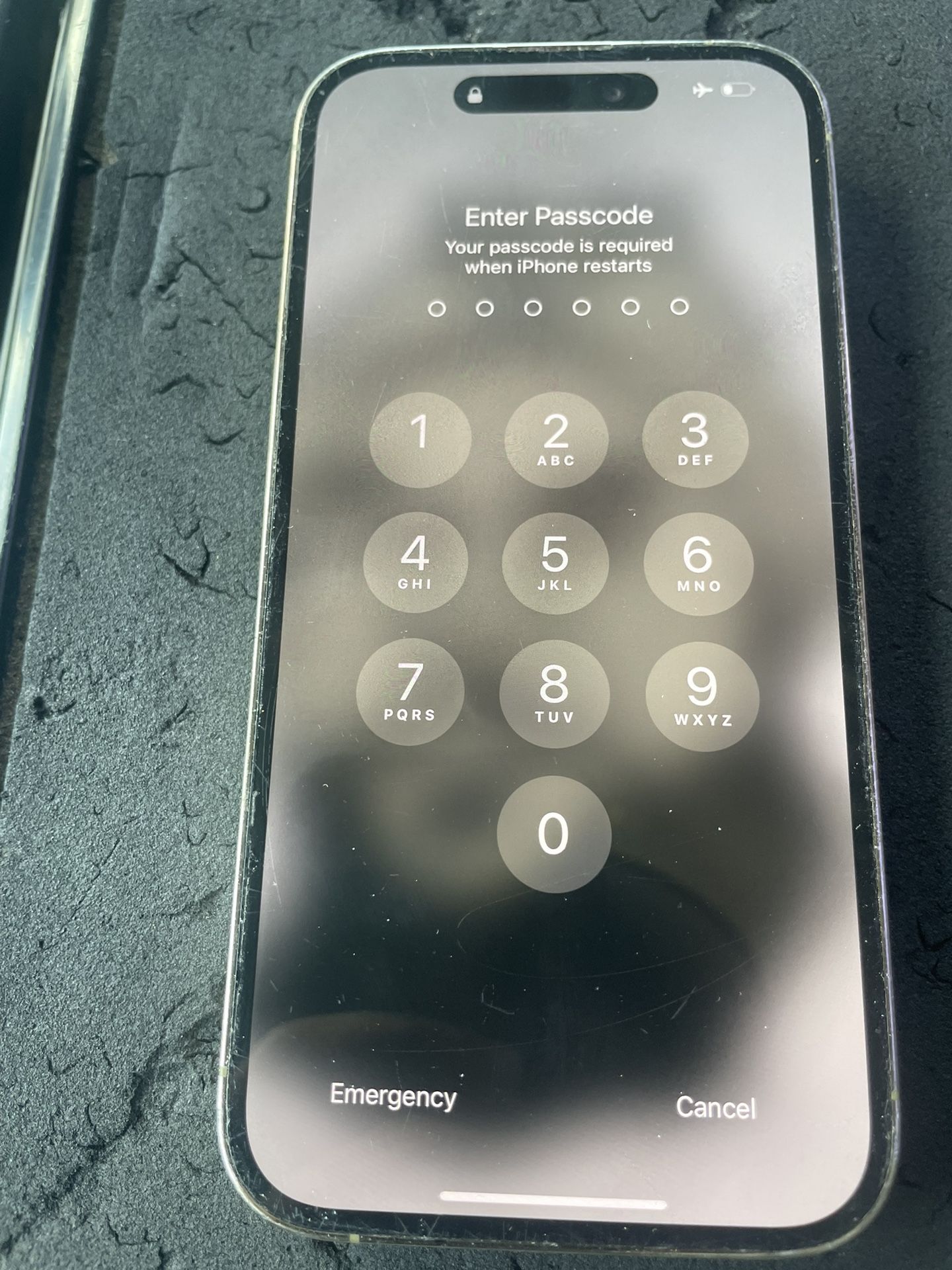 Iphone 14 pro (locked)