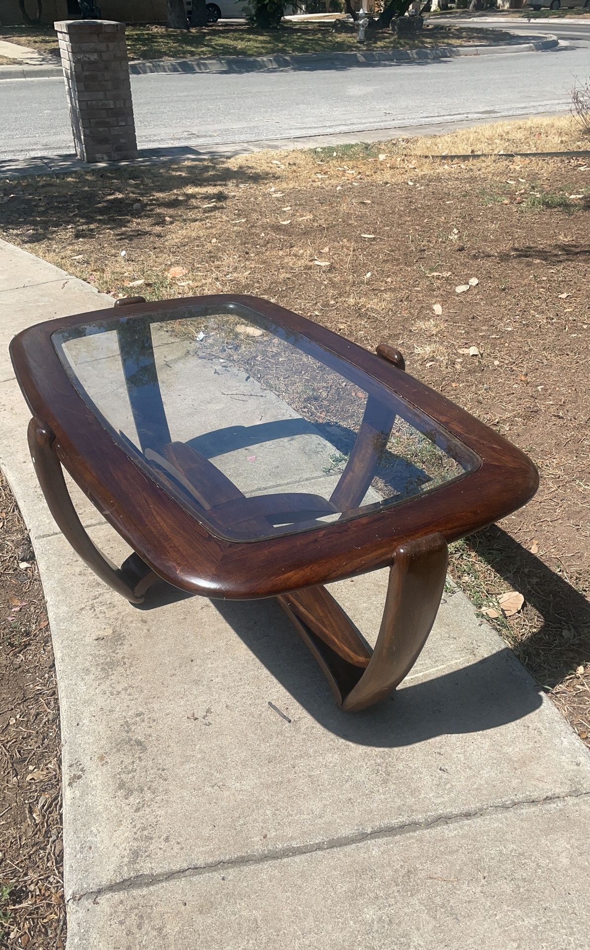 Charming Glass Topped Coffee Table for Sale in San Antonio, TX OfferUp