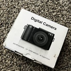 Digital Camera 
