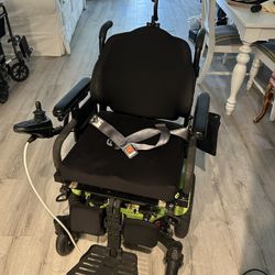Motorized Wheelchair 