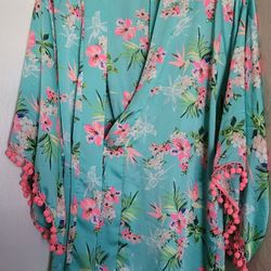 $25 Cute New Victoria Secret Silky Robe