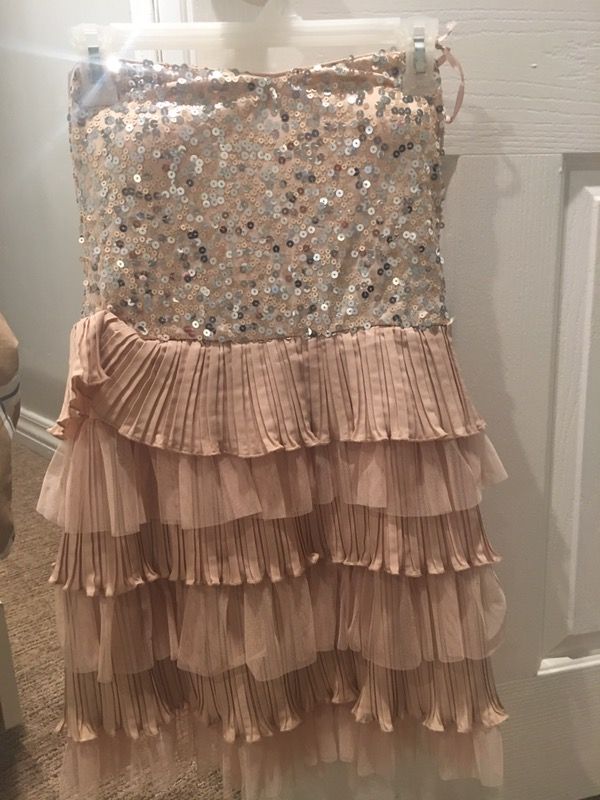 Lots of prom & special occasion dresses