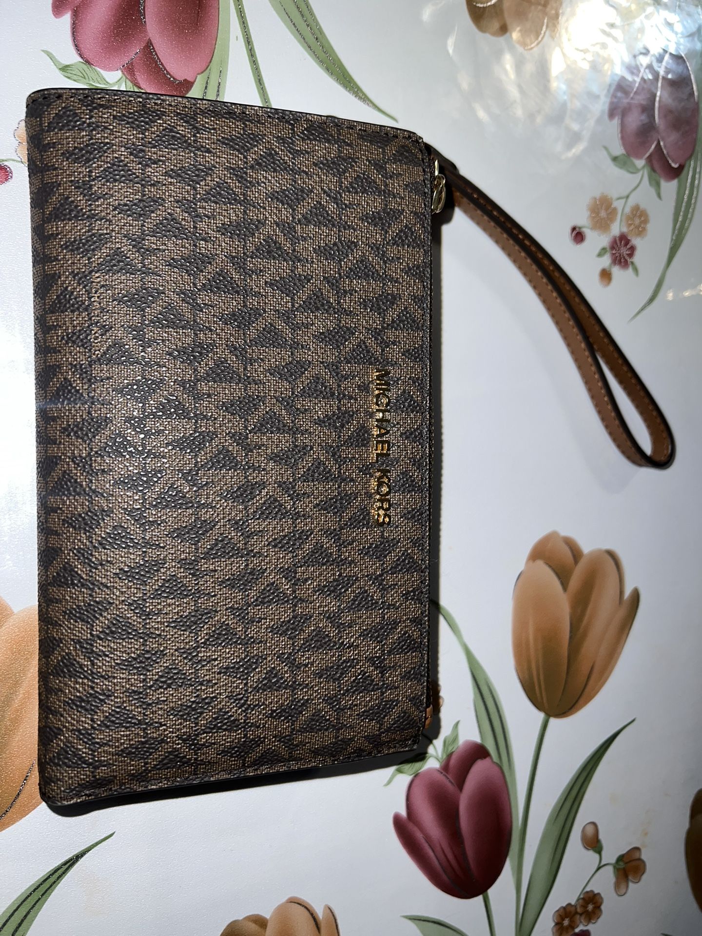 Michael Kors wallet