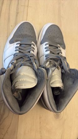 Air Jordan 1 High White Grey Sneakers