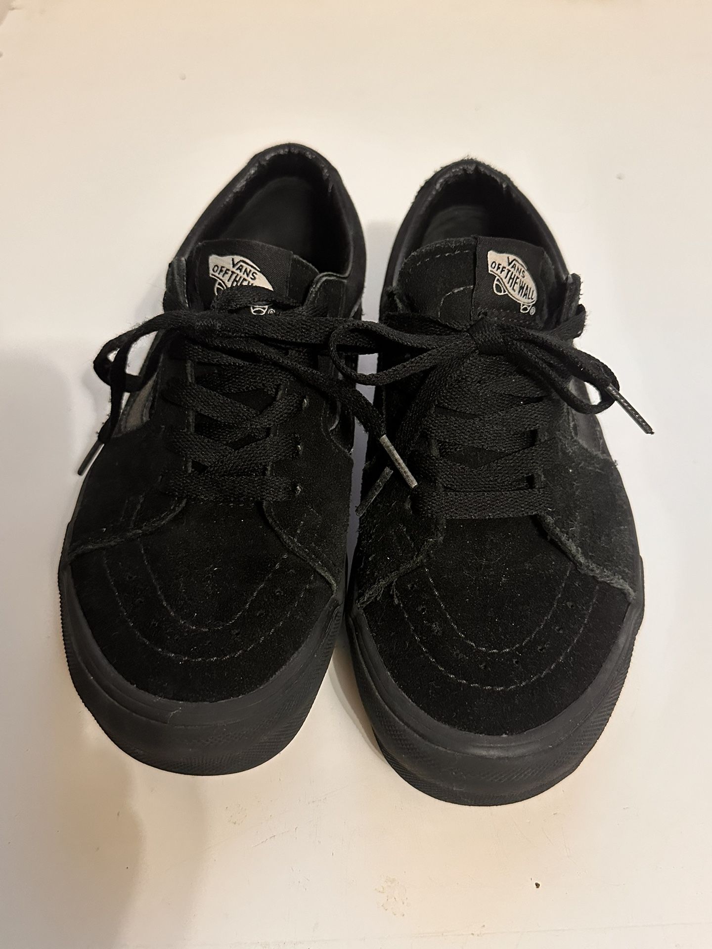 6.5 Women Vans Sk8-Low "All Black" - Vintage Vibes