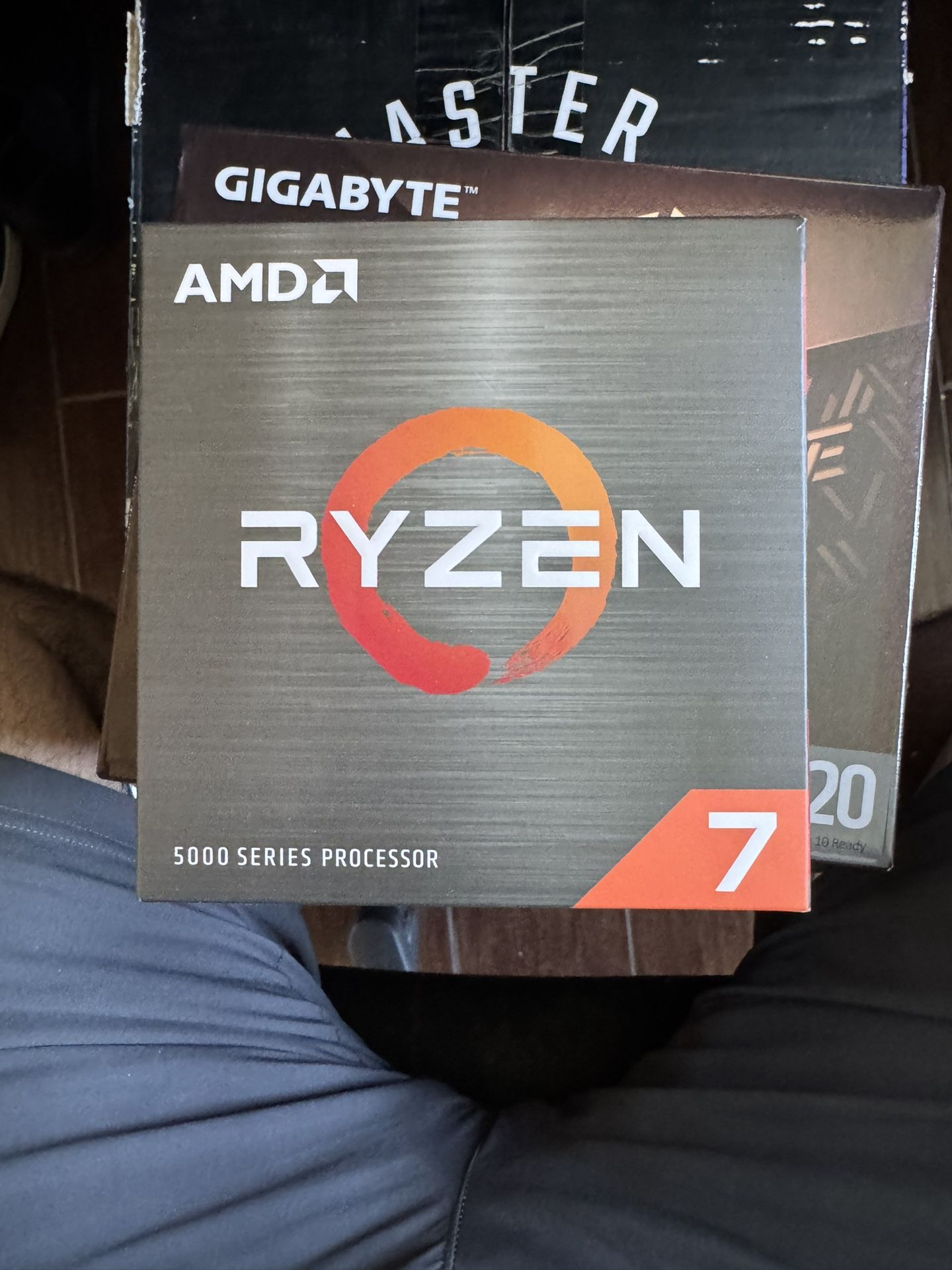AMD Ryzen 7 5700x CPU