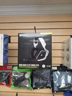 Corsair RGB Elite Headphones