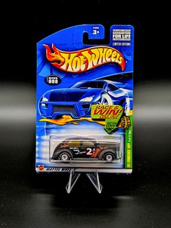 Hot Wheels Treasure Hunt Fat Fendeered 40