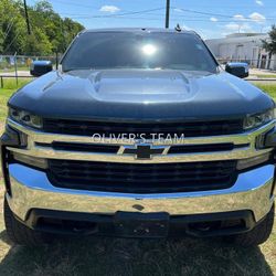2019 Chevy Silverado 4x4 Lifted