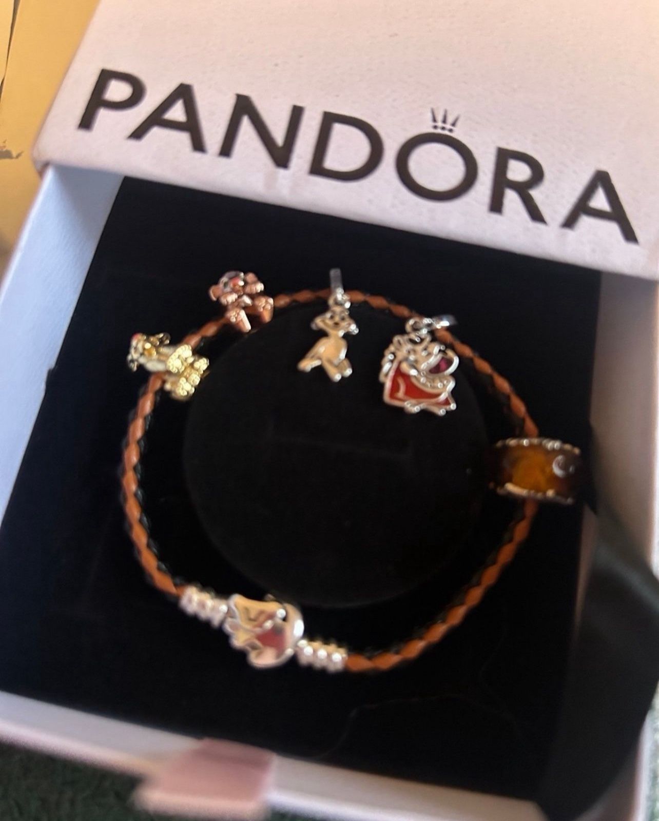 PANDORA Lion King Set 20cm with 5 Charms and 1 Earth Ring Size 7