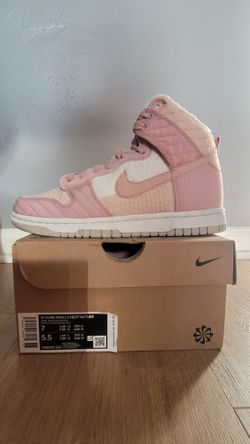 Nike Dunk High Lx