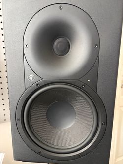 Mackie XR 824- single monitor