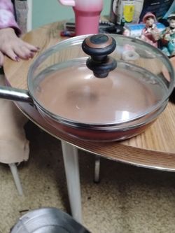 12" Faberwear skillet with 2 glass lids