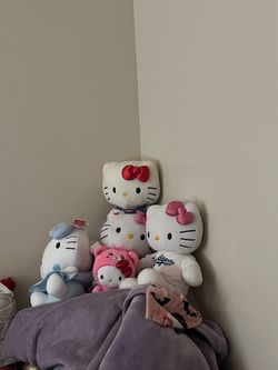 HELLO KITTY BUNDLE
