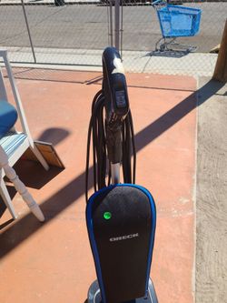ORECK Vacuum- Must PickUp